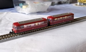 IMG_20230128_150054.jpg (321.56 KiB) 913 mal betrachtet Die Zettwelt und die Triebwagen, digitaler SB bei mir.