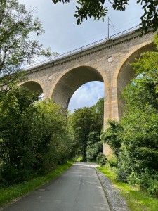 Das Viadukt von Altenbeken in Realität.