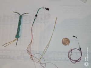 Lampen_8.jpg (468.04 KiB) 1299 mal betrachtet Komplett, ganz rechts fertige Chinalampe