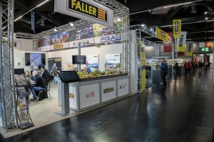 comp_4K1A0477.jpg (345.78 KiB) 5841 mal betrachtet Fast alles in einem Bild