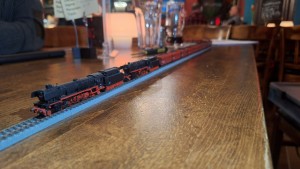 Als der EC duch war, durfte der Doppeldampfer endlich los