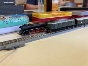 E19 und BR10 Märklin.jpg