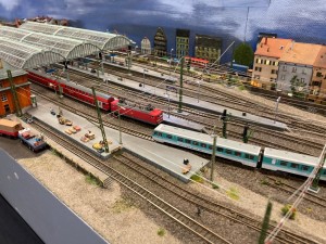 Ottis Bahnhof_001.jpg