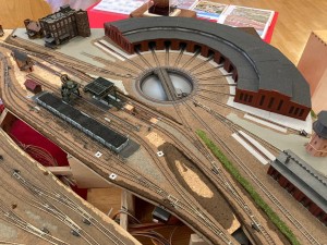 Moba Zell 2025 - Lokbehandlung und Lokschuppen.jpg