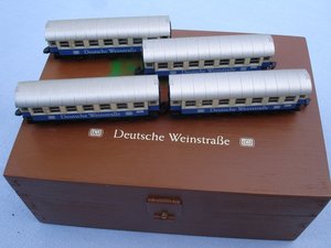 ZZ Deutsche Weinstrasse  Scholz 1-4.jpg