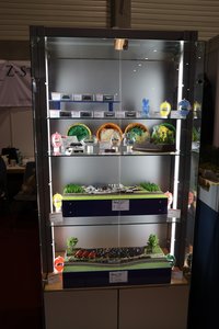 ZFI_1_03_Vitrine_2.jpg