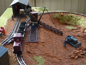 Busch Feldbahn mit Eimerkettenbagger ...