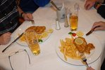 05 gibt auch was zu essen .JPG
