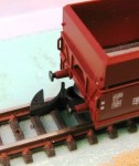 Der Wagen kuppelt ca. 1 mm kürzer
