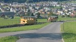 An der Mittelstation wieder angekommen, gehts zu Fuss runter entlang der Kabelbahn, hier begegnen sich 2 Wagen